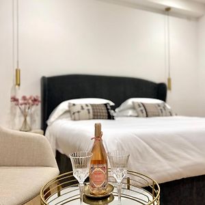 Feel Boutique Rooms